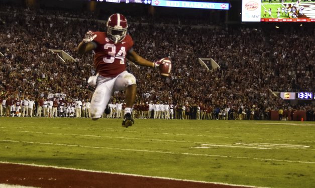 Damien Harris Reacts to Student Section Energy and Dixieland Delight’s Return