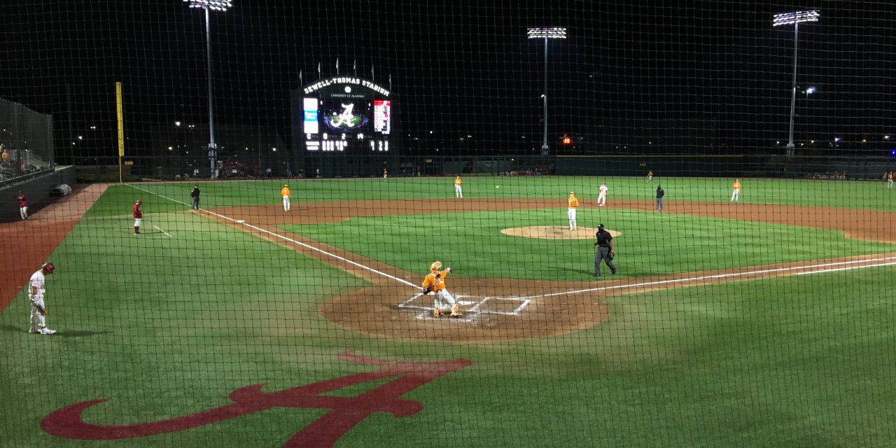 Alabama Forces Extra Innings, but Loses to Tennessee in 11