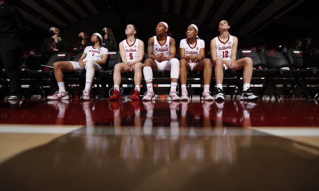 Davis Rains Down Threes as Alabama Defeats Vanderbilt on Senior Night