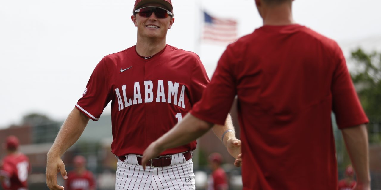 #24 Alabama Drops Third Game of Series against #1 Tennessee 15-4