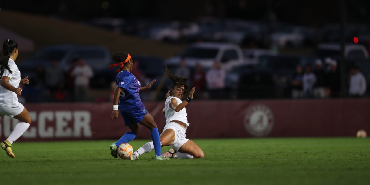 Alabama uses strong second half performance to advance past UC Irvine 3-1