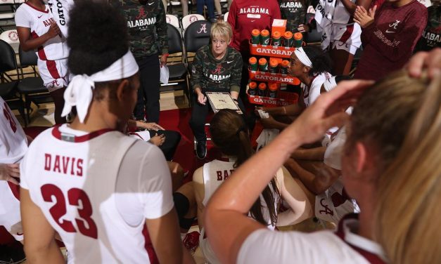 Stars Align for Kristy Curry and Alabama on Opening Night