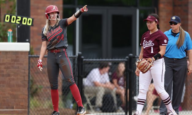 Softball Beats Mississippi State in Starkville, Take Their 3rd SEC Series Win of The Season