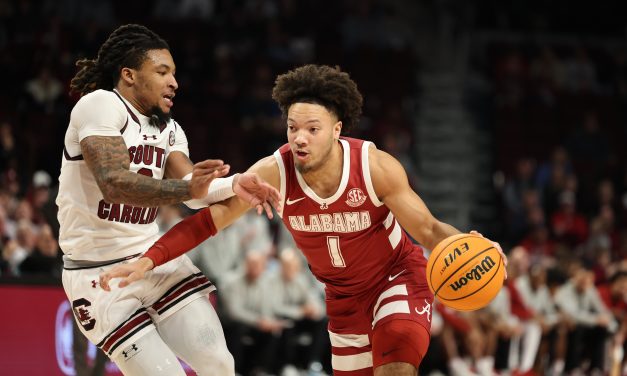 Sears’ first half shooting helps Tide get win over South Carolina