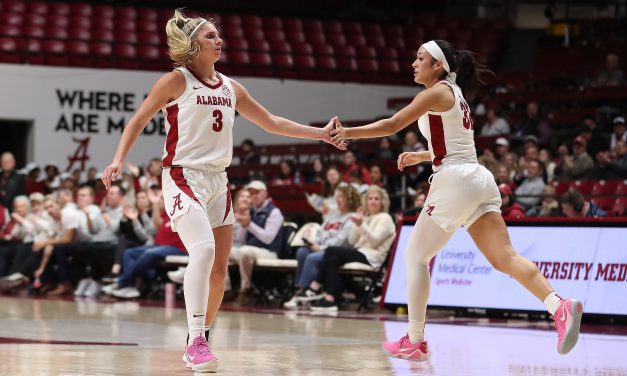 No. 18 Alabama extends win streak to 4 with victory on Monday night