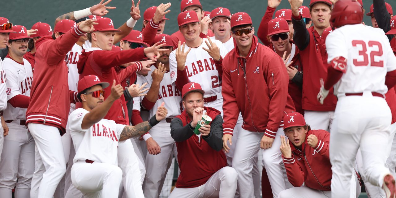 No.17 Alabama Sweep No.19 Texas A&M on the road to kick off SEC Play